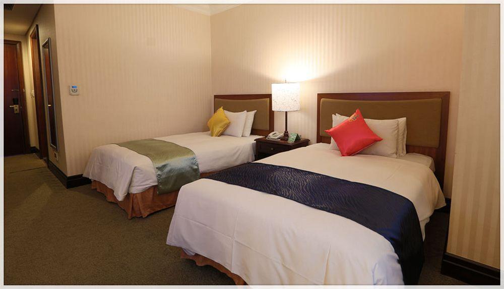 Wei-Yat Grand Hotel Đài Nam Ngoại thất bức ảnh