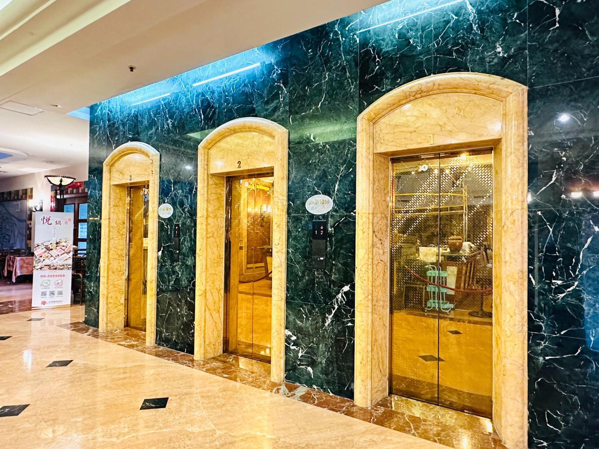 Wei-Yat Grand Hotel Đài Nam Ngoại thất bức ảnh