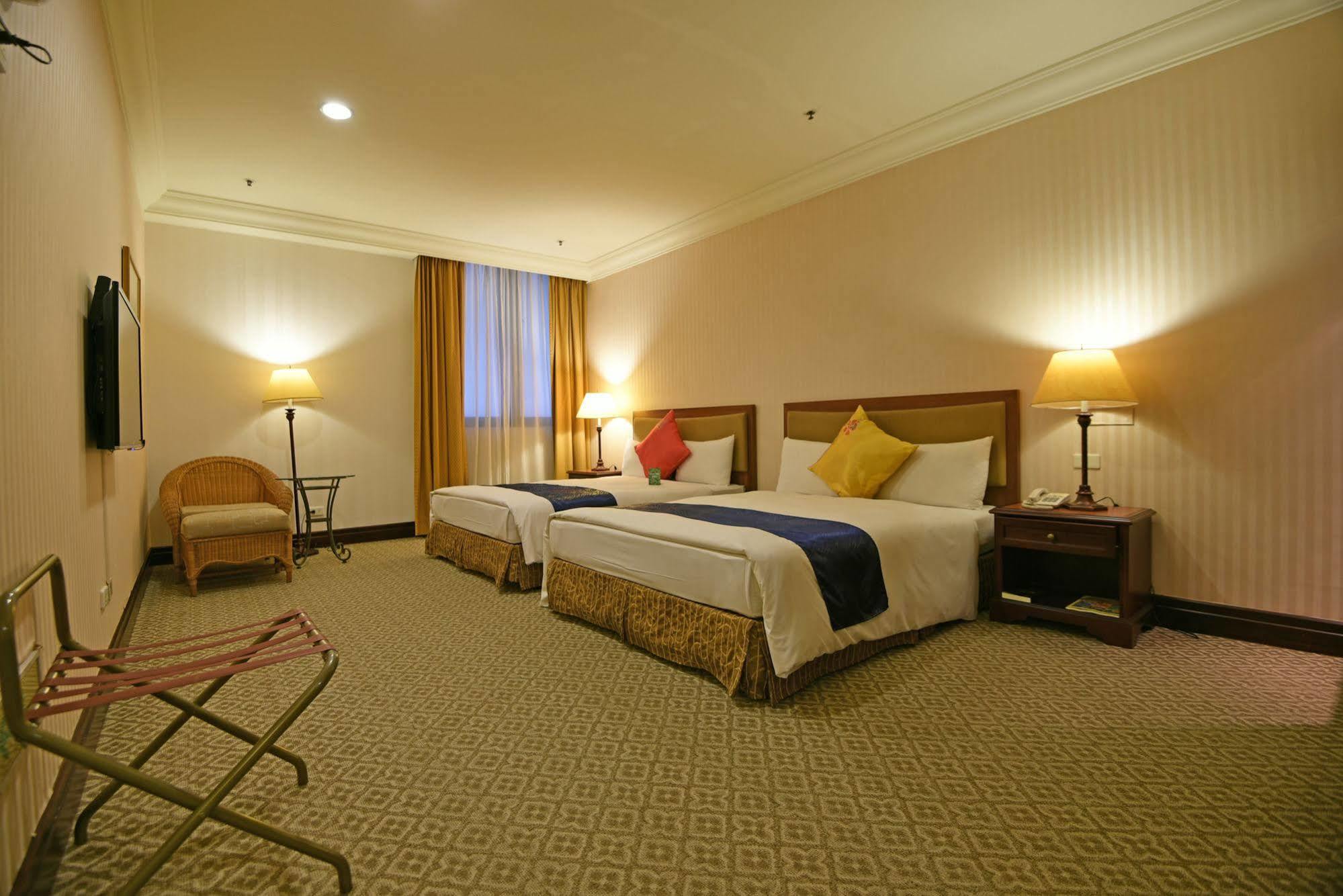 Wei-Yat Grand Hotel Đài Nam Ngoại thất bức ảnh